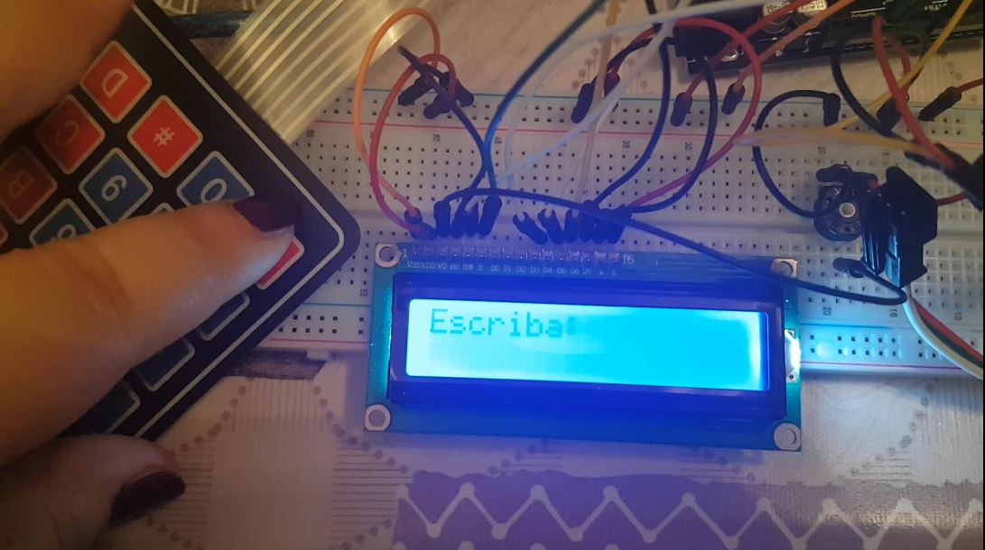Proyecto con Arduino: Panel de LEDs con texto programable